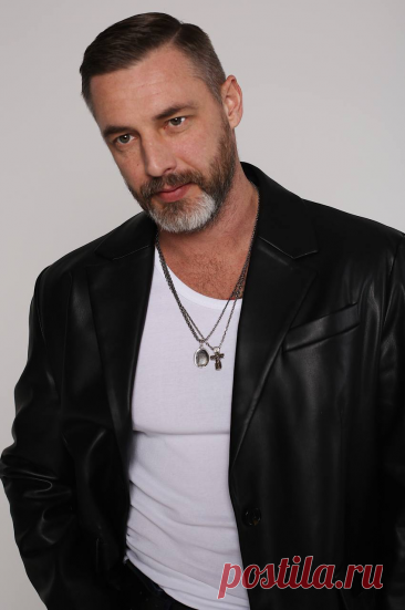 Антон Батырев