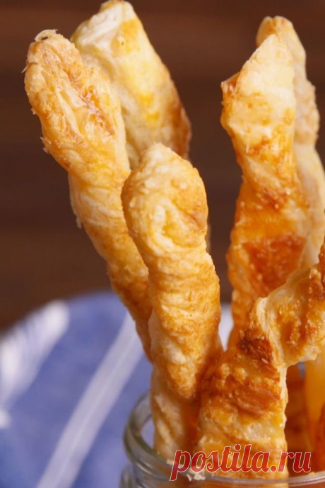 Что приготовить из слоеного теста: 14 быстрых и вкусных рецептов | Golbis