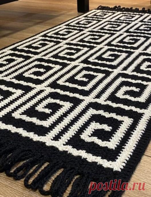 ​Коврик с узором-спиралями Коврик с узором-спиралямиМожно связать крючком или спицами в технике жаккарда.