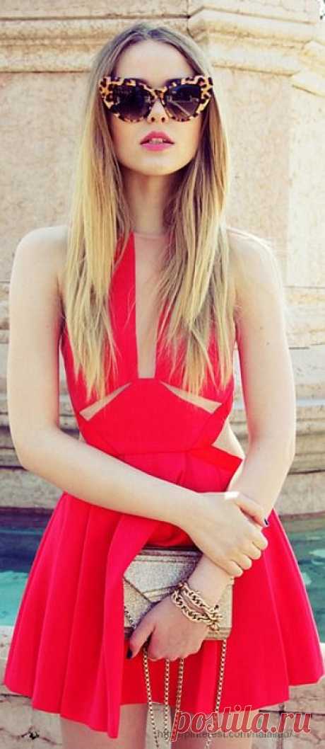 Anther reason i hate pinterest-gorgeous dress that leads to a tumblr and no info on where to buy this!! :( | #Fashion-ivabellini + #Localfashion