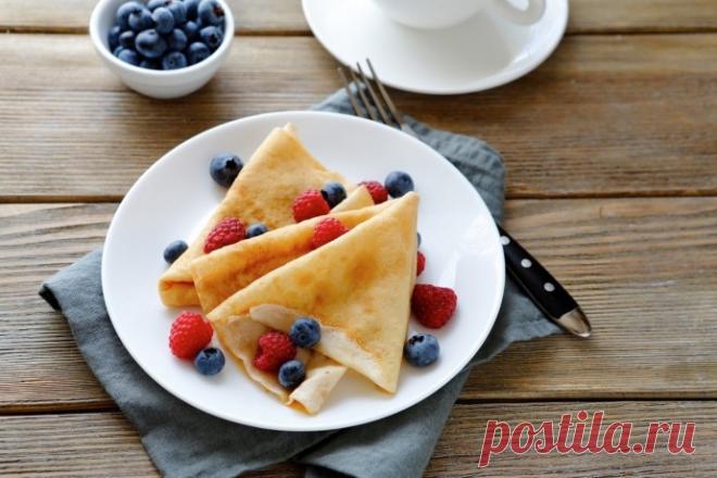 ​Блины на молоке и газировке Ингредиенты:Мука — 300 гМолоко — 500 млСахар — 1 ст. л.Яйцо — 1 шт.Соль — 1 ч. л.Растительное масло — 5 ст. л.Газированная вода — 150 млПриготовление:1. Муку, яйцо, сахар, соль смешиваем с молоком с помощью венчика, добиваясь однородной массы, а в...