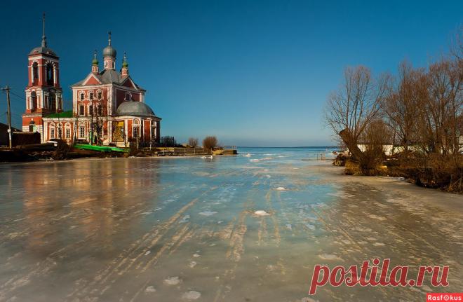 Фото: в Переславле... Фотограф путешественник Евгений Печенко. Путешествия - Фото и фотограф на Расфокусе.