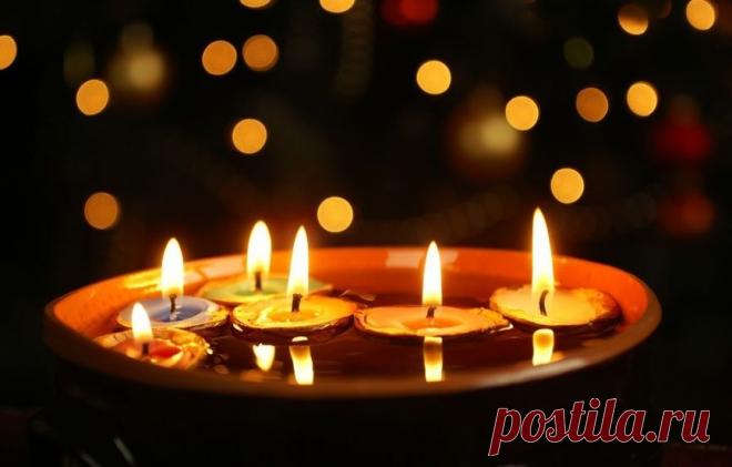 ГАДАНИЕ НА КАЖДЫЙ ДЕНЬ !!!  **Простые способы унать судьбу. В народе существует множество бытовых гаданий, применяя при этом подручные материалы и предметы: картофель, спички, свечи белая и красная, хлебные крошки.