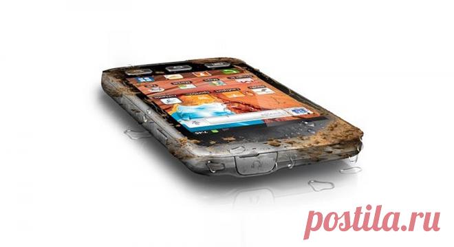 Как спасти промокший телефон