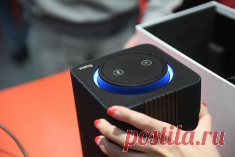 В России зафиксировали бум умных колонок. В России зарегистрировали рекордный спрос на умные колонки. Продажи этих устройств в прошлом году по сравнению с 2020 годом выросли в 2,6 раза. Бум на аудиогаджеты эксперты связывают с интересом к умному дому, поскольку гаджеты позволяют управлять и другими его элементами.