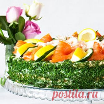 Smörgåstårta Smörgåstårta. Här finns recept på klassiska och nya smörgåstårtor - fyllda med läckerheter som räkor, skinka och tonfisk. I vår matskola ser du hur du gör.