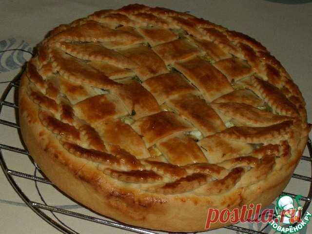 Мясной пирог с сыром и яйцами