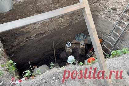 Во время раскопок в российском городе нашли фрагмент древней стены
