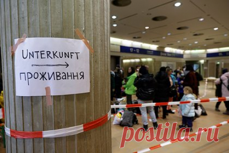 Власти Австрии выступили против палаток для украинских беженцев. Местные власти Австрии выступили с протестом из-за установки палаток для украинских беженцев. Австрийское Агентство по поддержке беженцев из-за переполненности пунктов временного размещения начало селить людей в палатках в федеральных землях Каринтия, Тироль, Форарльберг и Верхняя Австрия.