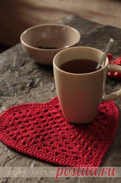 Подставка под горячее Мир Рукоделия!