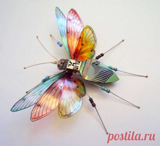 Крылатые «компьютерные» насекомые Джули Чеппел — Делаем руками