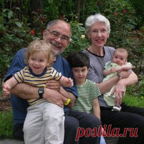 Дедушка и бабушка воспитывают внуков | Матроны.RU