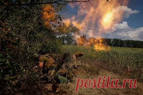 Глава российского региона выразил соболезнования Кадырову после гибели бойцов. Глава Дагестана Сергей Меликов выразил соболезнования своему коллеге из Чечни Рамзану Кадырову после гибели бойцов под артобстрелом в Херсонской области. Об этом он написал в своем Telegram-канале. Политик напомнил, что чеченский народ видел много боли, но никогда не переставал быть стойким и мужественным.