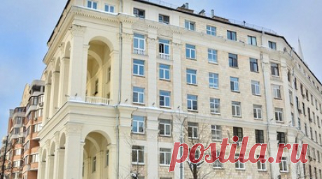В Москве отремонтировали более 200 жилых домов в стиле советской неоклассики. Специалисты Комплекса городского хозяйства Москвы привели в порядок более 200 столичных домов, построенных в стиле советского неоклассицизма, в ходе масштабной программы капитального ремонта жилого фонда. Читать далее