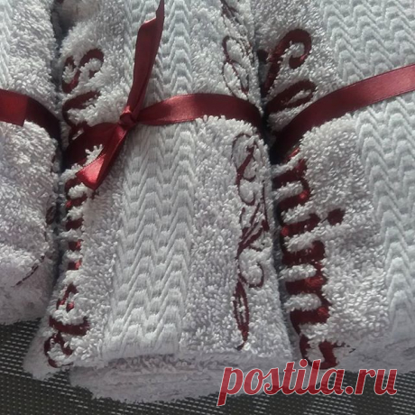 Набор полотенец для всей семьи. Каждому - свое. 
#вышивка #полотенцесвышивкой #полотенцеименное #подарокдлявсейсемьи #машиннаявышивка #домашнийтекстиль #программыдлявышивки #индивидуальнаявышивка #вышивканазаказ #именнаявышивка #вышивкахарьков #октябрь27