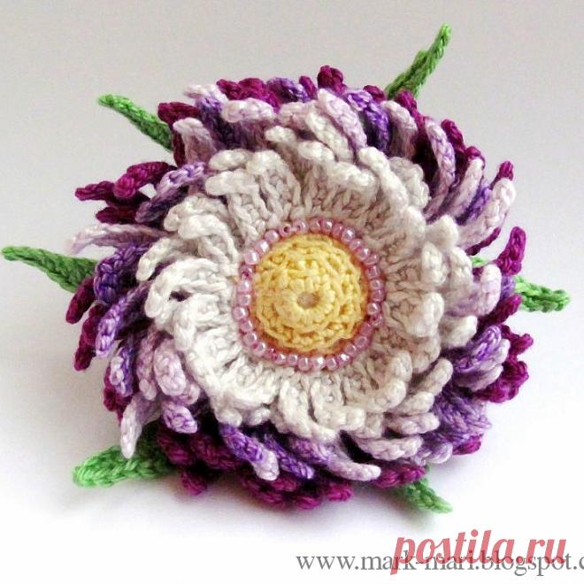 Вязаная астра крючком. Схема и описание А почему бы не связать астру крючком? Конечно, цветок этот считается осенним, спору нет, но зато он очень элегантный. Слово 