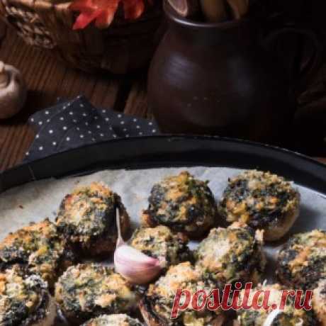 Праздничная закуска: шампиньоны, фаршированные сыром и хлебной крошкой - МирТесен