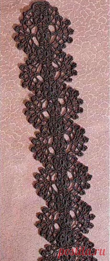 Лента для стола баклажанного цвета