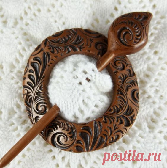 White Daisy Scarf or Shawl Pin - FImo DIY, polymer clay tutorials
