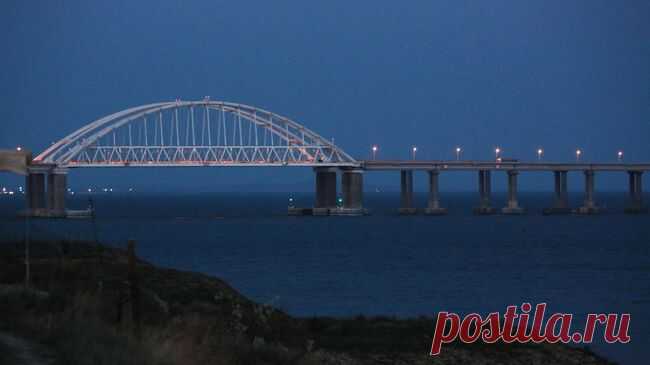 Очередь автомобилей у Крымского моста увеличилась до 1,7 тысячи