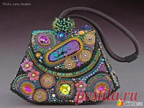 Волшебные сумочки из бисера