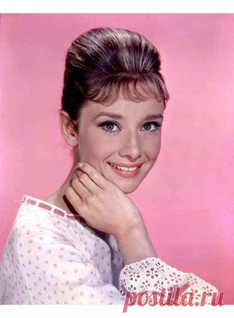 Audrey Hepburn | © Pleasurephoto