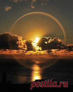 Никогда не надо насильно удерживать человека рядом. Он все равно сбежит. А тот, кто был вынужден бежать, никогда уже не вернется назад...
(с) Олег Рой (эссе)(Послушайте красивую музыку,из к/ф " Н.Михалкова"Раба любви")