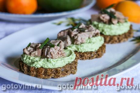 Тартинки с муссом из авокадо и печенью трески. Рецепт с фото / Готовим.РУ