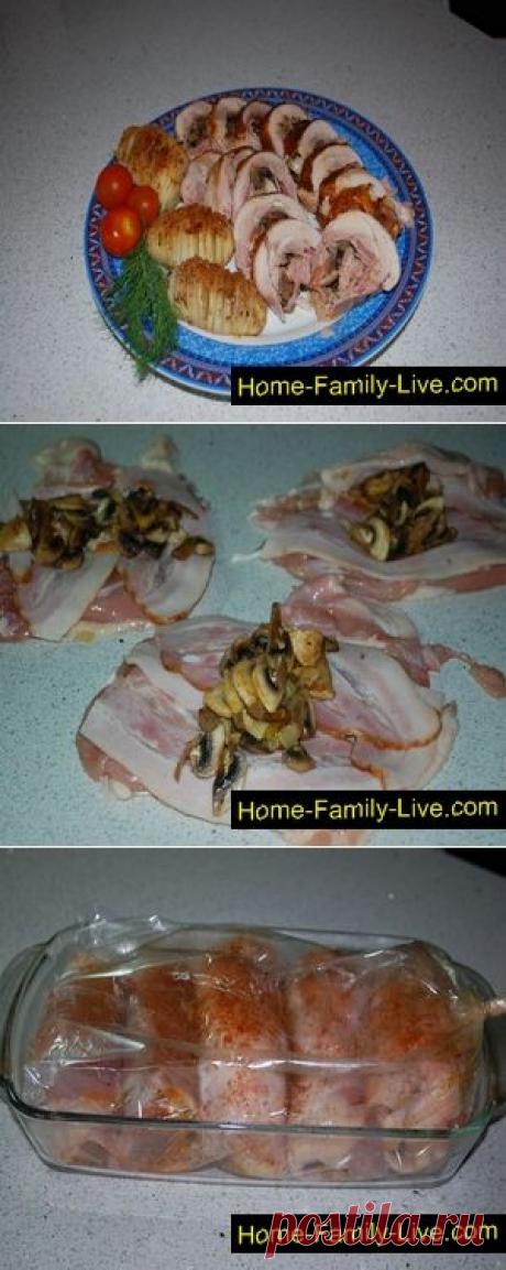 Рулетики из окорочков с беконом и грибами - рецептКулинарные рецепты