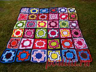 Ravelry: Eight Pointed Flower pattern by Julie Yeager