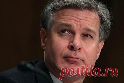 Директор ФБР пожаловался на засилье российских разведчиков в США. На территории США действует слишком много российских разведчиков и шпионов. На это указал директор Федерального бюро расследований Кристофер Рэй. По его словам, их деятельность имеет серьезные последствия для национальной безопасности, поэтому американские спецслужбы активно борются с их влиянием.