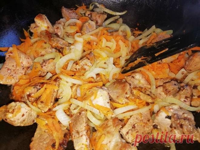 Шавля - рисовая каша с мясом. Муж любит это блюдо больше, чем классический плов. И готовить проще | Кулинарный техникум | Яндекс Дзен