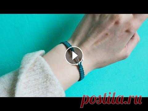 СТИЛЬНЫЙ макраме браслет / DIY / Мастер-класс для начинающих #макраме​ #браслет​ #микромакраме Друзья привет! Сегодня мы сплетем браслет в технике микромакраме! Как вы видите, отличие микромакраме от просто макр...