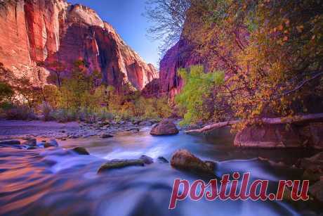 LookingDownRiverWideView_blog | Kevin McNeal Photography
