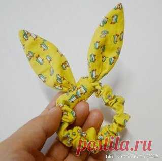 Резинка для волос с ушками