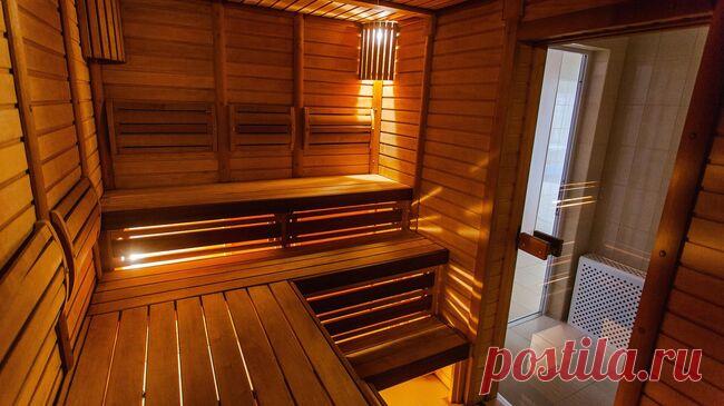 Жителя Саранска обманули на полмиллиона после его похода в сауну с девочкой