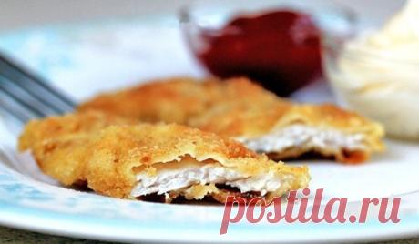 Куриные наггетсы — сочные внутри и хрустящие снаружи!
