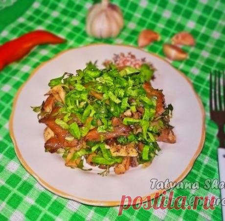 Вешенки с чесноком и петрушкой