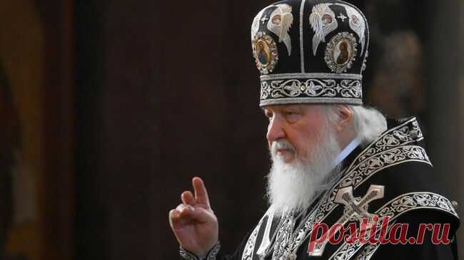 Патриарх посоветовал проводить молебны о благополучии семьи