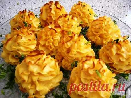 Картофельные розочки: как придать любому блюду изюминку