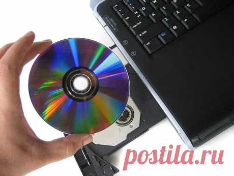 DVD-ROM не читает диски: что делать и почему это происходит? Что делать, если DVD-ROM не читает диски, почему это происходит и как устранить неполадку?Этим вопросом задаются некоторые пользователи, когда обнаруживают, что вставленный в привод носитель, не опред...