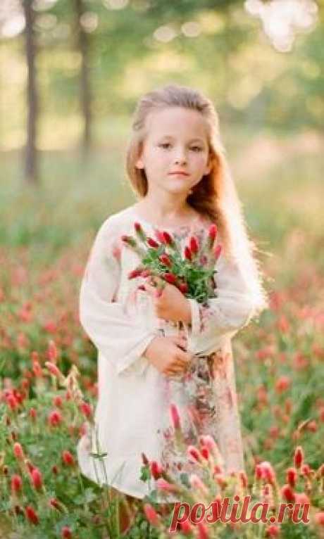 Picking wildflowers in the Meadow
