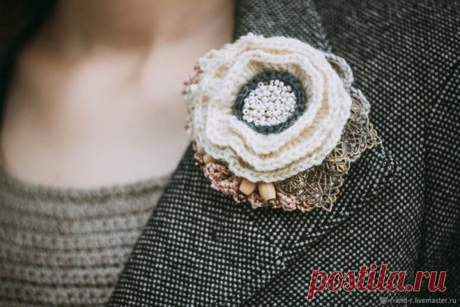 Вязаные броши | Клуб красоты и здоровья | Дзен