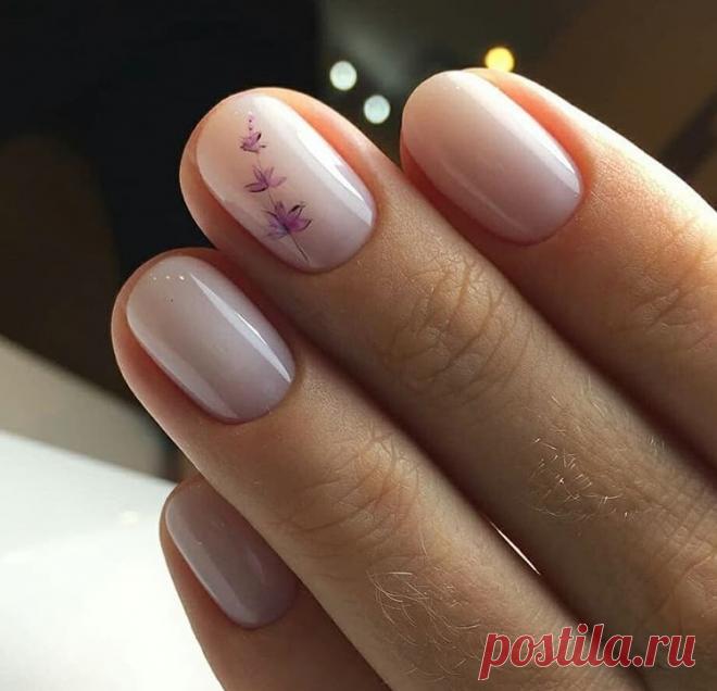 Светлый маникюр на коротких ногтях 2022 фото 68 модных идей - Модный журнал