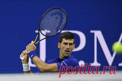 Джоковича наказали за поведение в финале US Open. Первая ракетка мира, серб Новак Джокович по итогам финала Открытого чемпионата США (US Open) был оштрафован на пять тысяч долларов. Причиной наказания стало неспортивное поведение серба. Во втором сете Джокович после невынужденной ошибки сломал ракетку. В финале он проиграл россиянину Даниилу Медведеву.