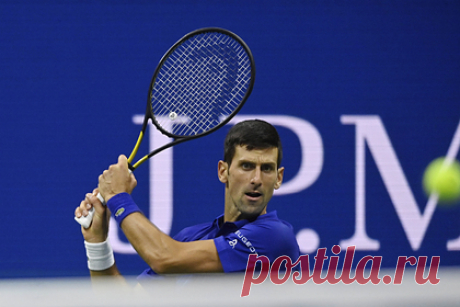 Джоковича наказали за поведение в финале US Open. Первая ракетка мира, серб Новак Джокович по итогам финала Открытого чемпионата США (US Open) был оштрафован на пять тысяч долларов. Причиной наказания стало неспортивное поведение серба. Во втором сете Джокович после невынужденной ошибки сломал ракетку. В финале он проиграл россиянину Даниилу Медведеву.