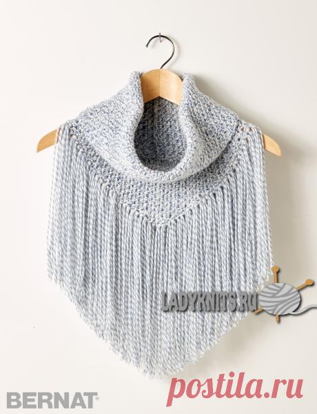 Вязаный крючком стильный снуд с бахромой от Bernat. / ladyknits.ru