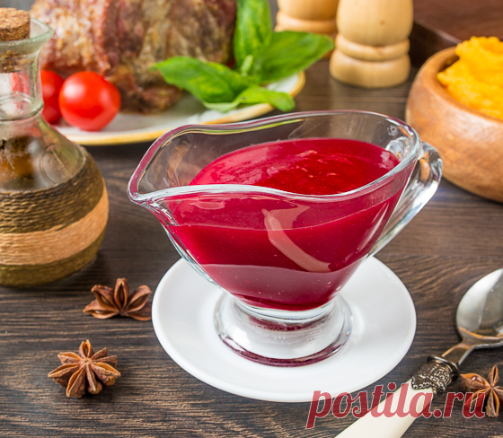 Пряный клюквенный соус на Вкусном Блоге На дворе уже весна и даже погода подозрительно похожа на весеннюю. Но вкус у соуса, рецепт которого на повестке дня сегодня, скорее зимний – с нотками зимних глинтвейновых специй – бадьяна и гвоздики. Да и его основа – клюква – тоже зимняя ягода. Правда, это никому не помешает готовить его…