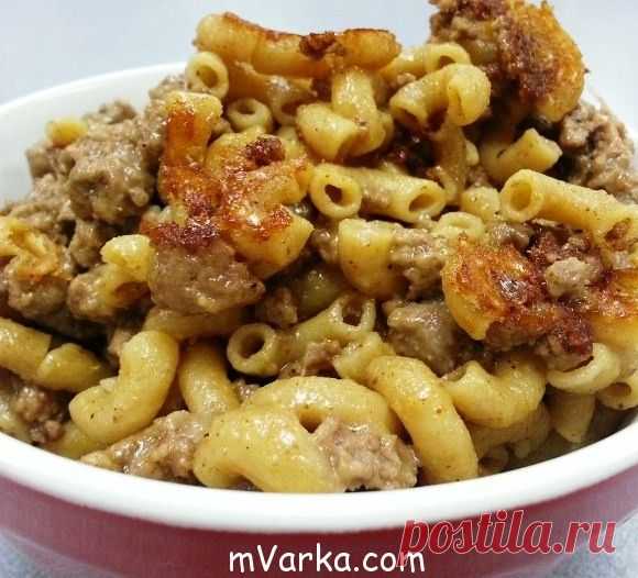 Поджаристые макароны с фаршем и сыром