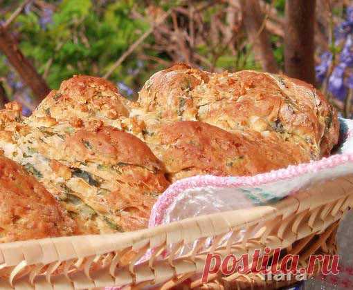 ДЕРЕВЕНСКАЯ КОСА С СЫРАМИ И ШПИНАТОМ(лук порей,зелень)